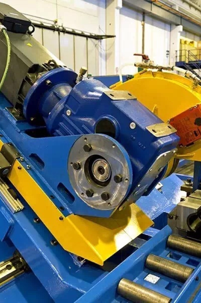 Automatic Pipe Cutting Equipment For Producing Disc-Shaped Scaffolding Steel Pipes